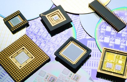 A range of plastic-encapsulated packages opened by chemical decapsulation, each showing the exposed die and internal bonding.